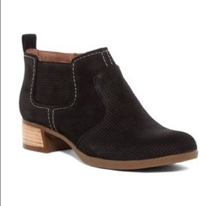 Dansko Lola Ankle Boot